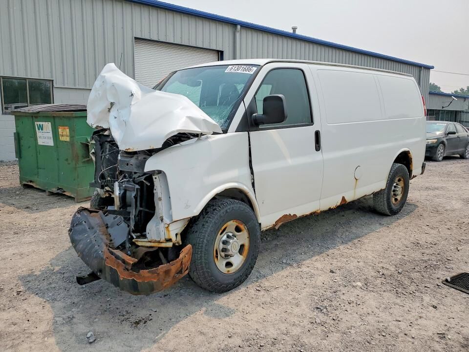2011 CHEVROLET Express
