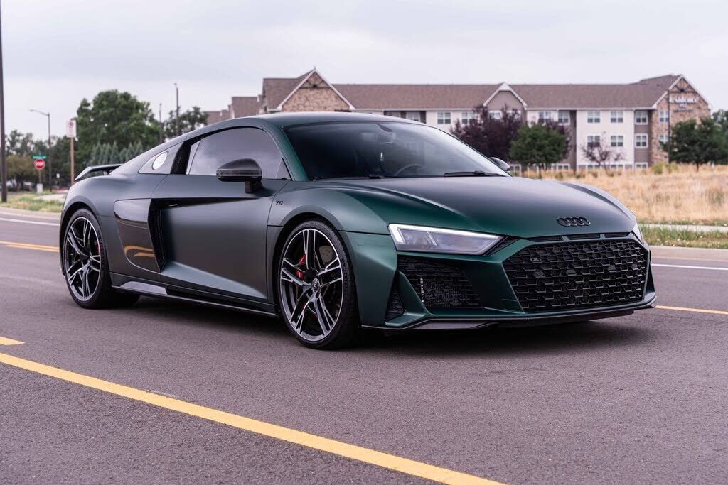 2021 AUDI R8