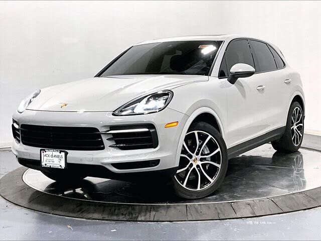 2023 PORSCHE Cayenne
