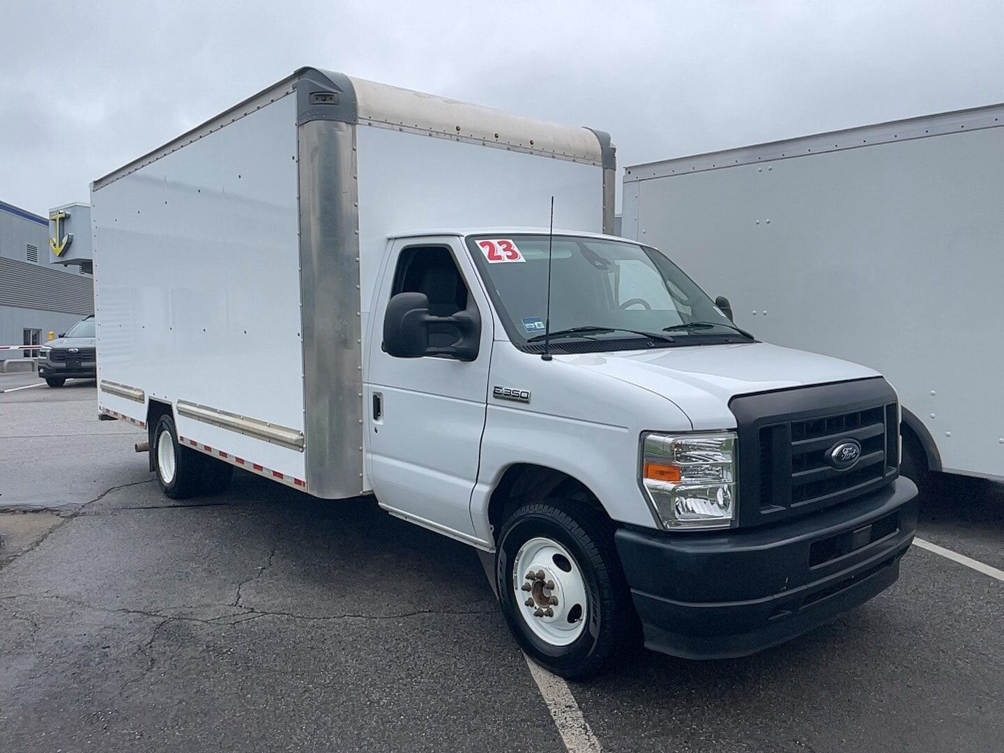 2023 FORD E-350