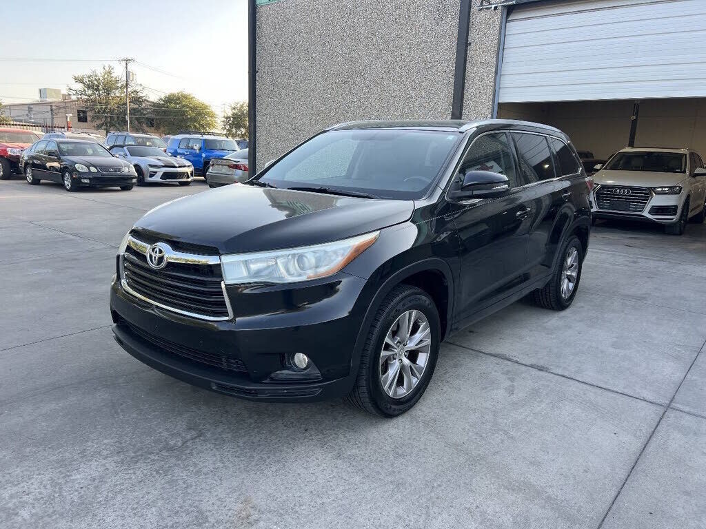 2015 TOYOTA Highlander