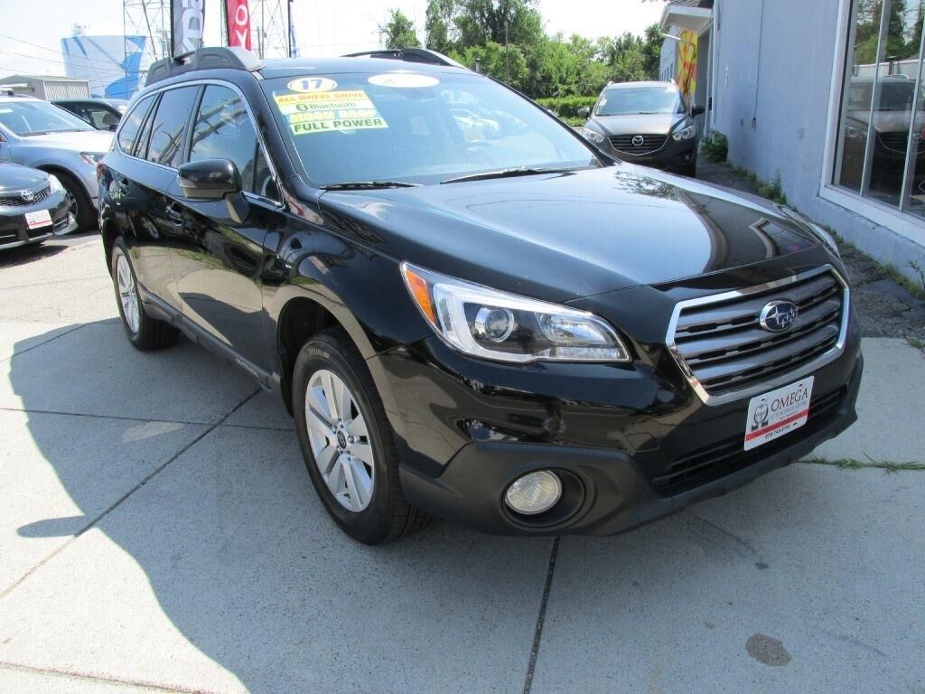 2017 SUBARU Outback