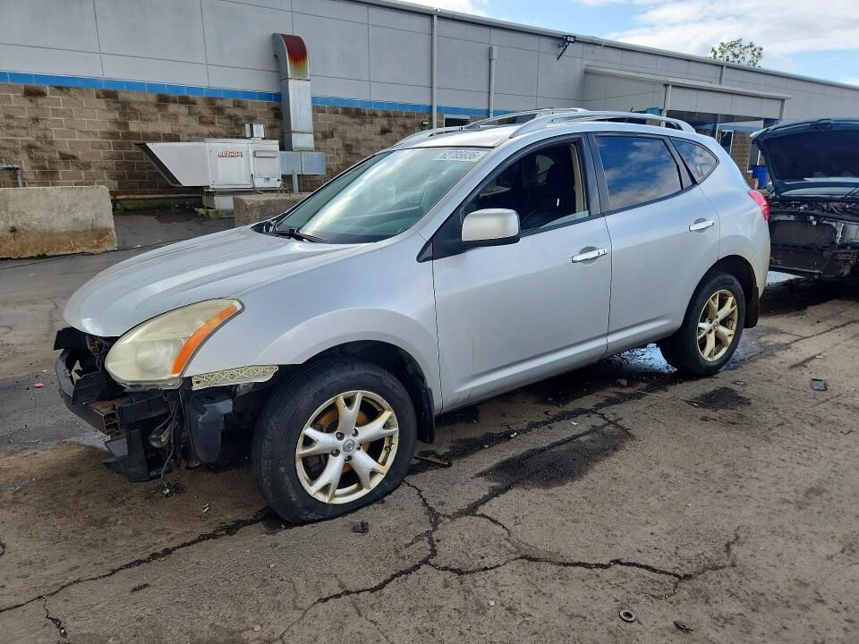 2010 NISSAN Rogue