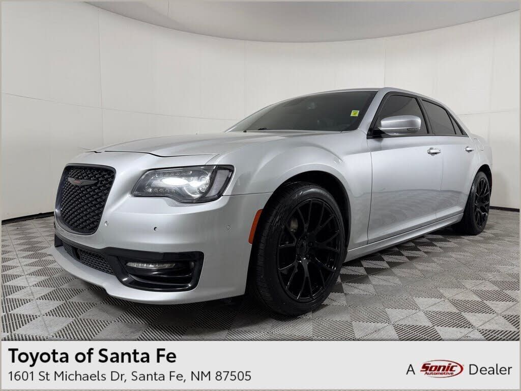 2021 CHRYSLER 300
