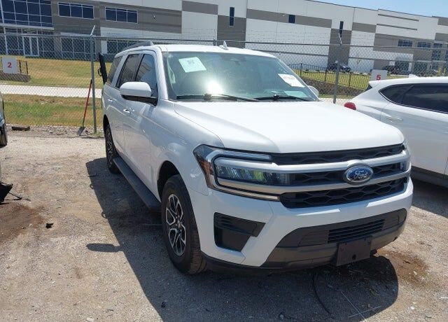 2022 FORD Expedition