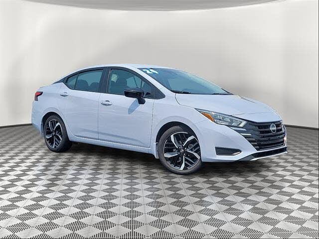 2024 NISSAN Versa