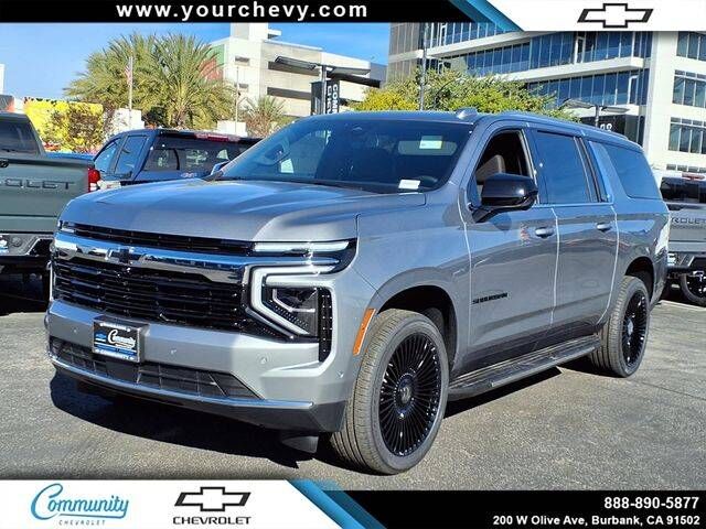 2026 CHEVROLET Suburban