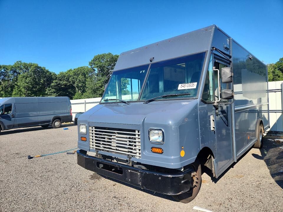 2019 FORD E-450