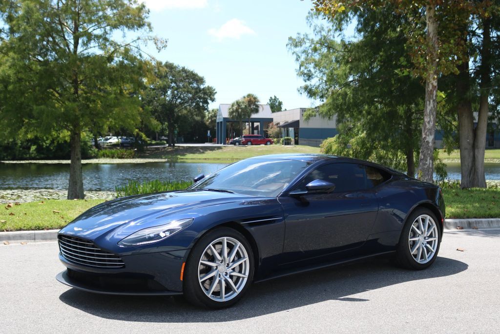 2020 ASTON MARTIN DB11