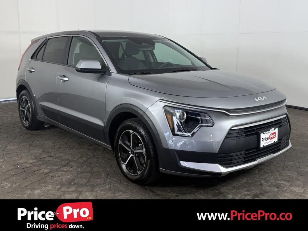 2025 KIA Niro