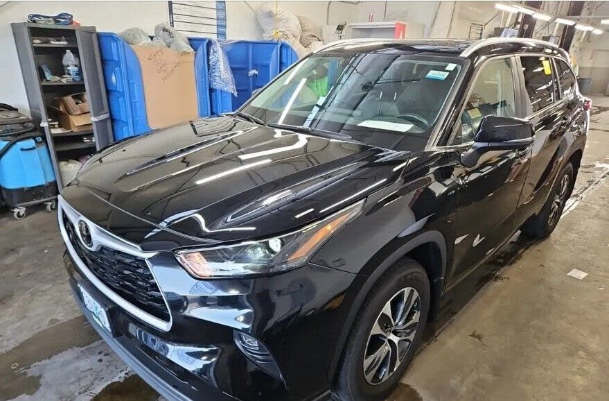 2023 TOYOTA Highlander