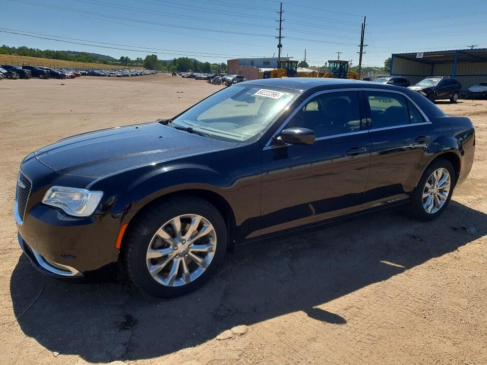 2018 CHRYSLER 300