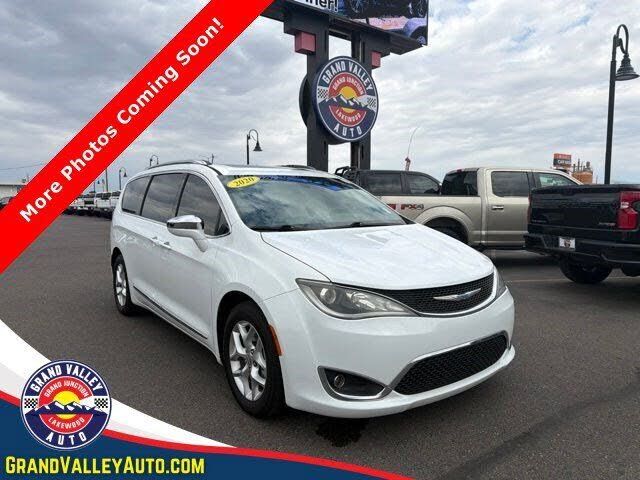 2020 CHRYSLER Pacifica