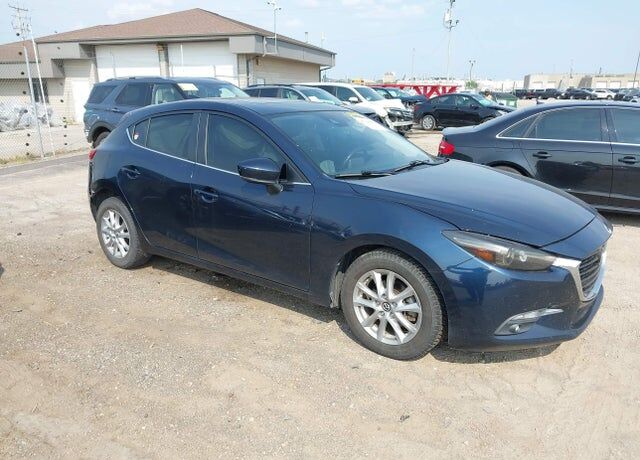 2018 MAZDA Mazda3