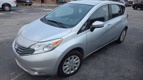 2015 NISSAN Versa
