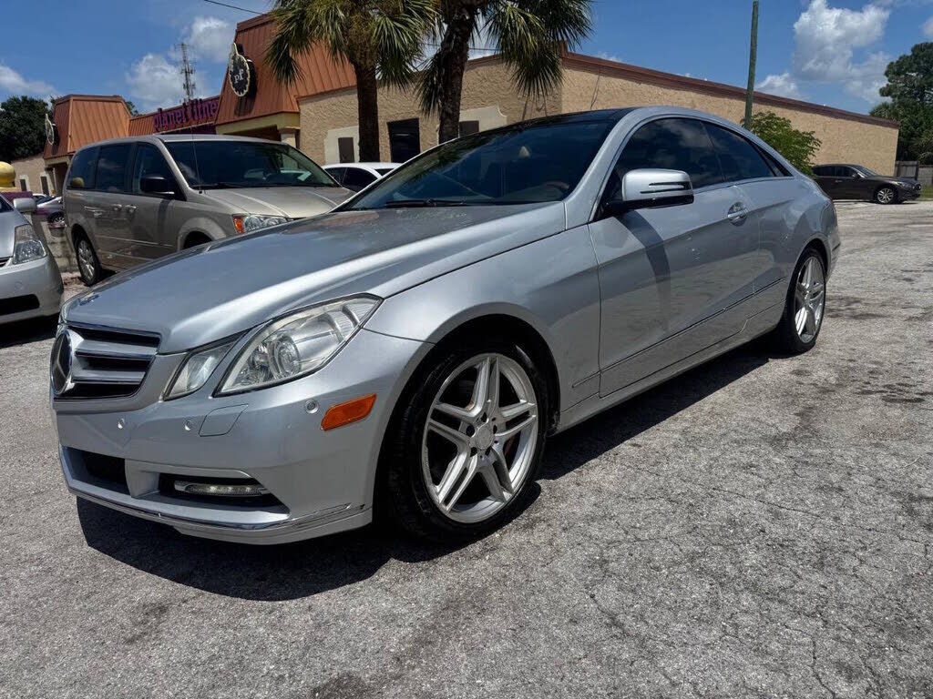 2013 MERCEDES-BENZ E-Class