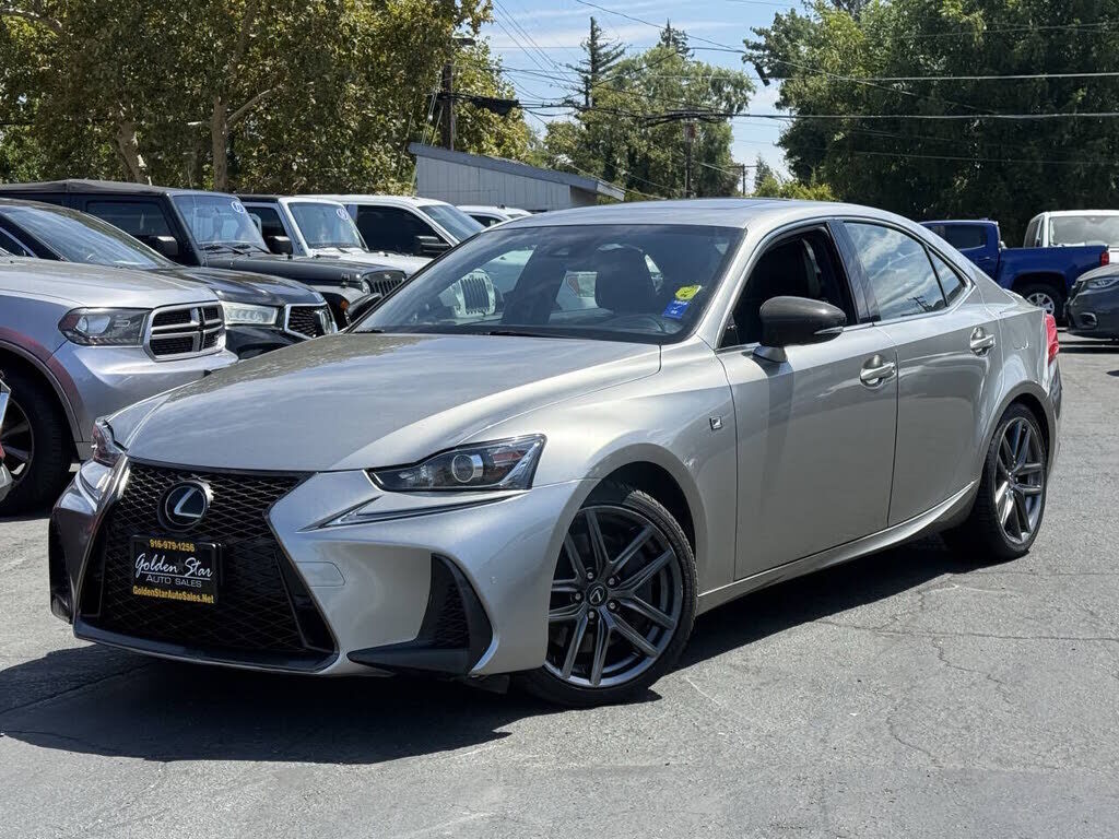2018 LEXUS IS