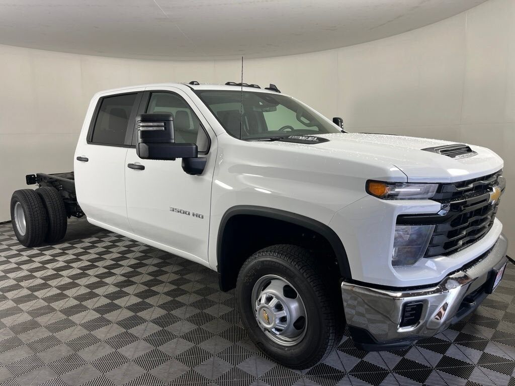 2026 CHEVROLET Silverado HD