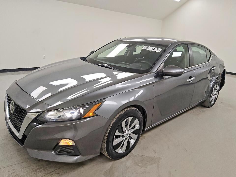 2022 NISSAN Altima