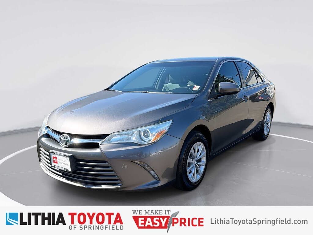 2016 TOYOTA Camry