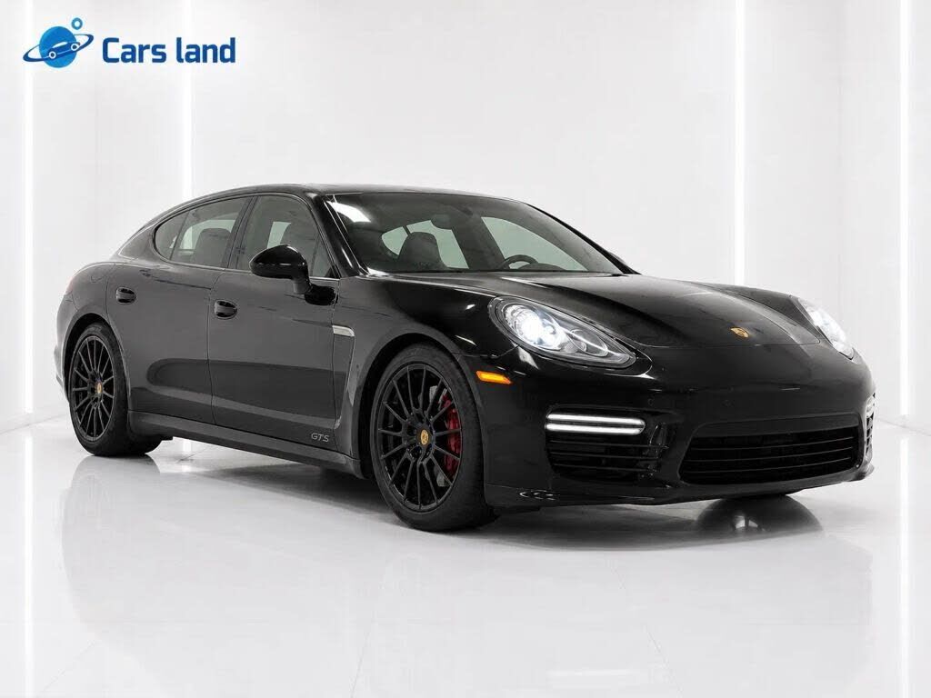 2016 PORSCHE Panamera