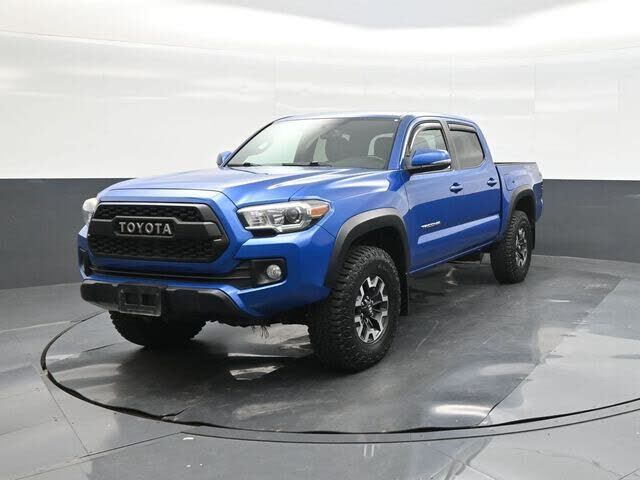 2017 TOYOTA Tacoma
