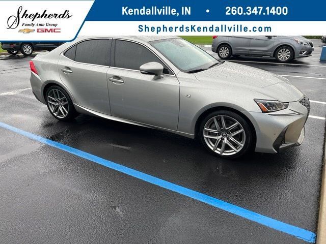 2020 LEXUS IS