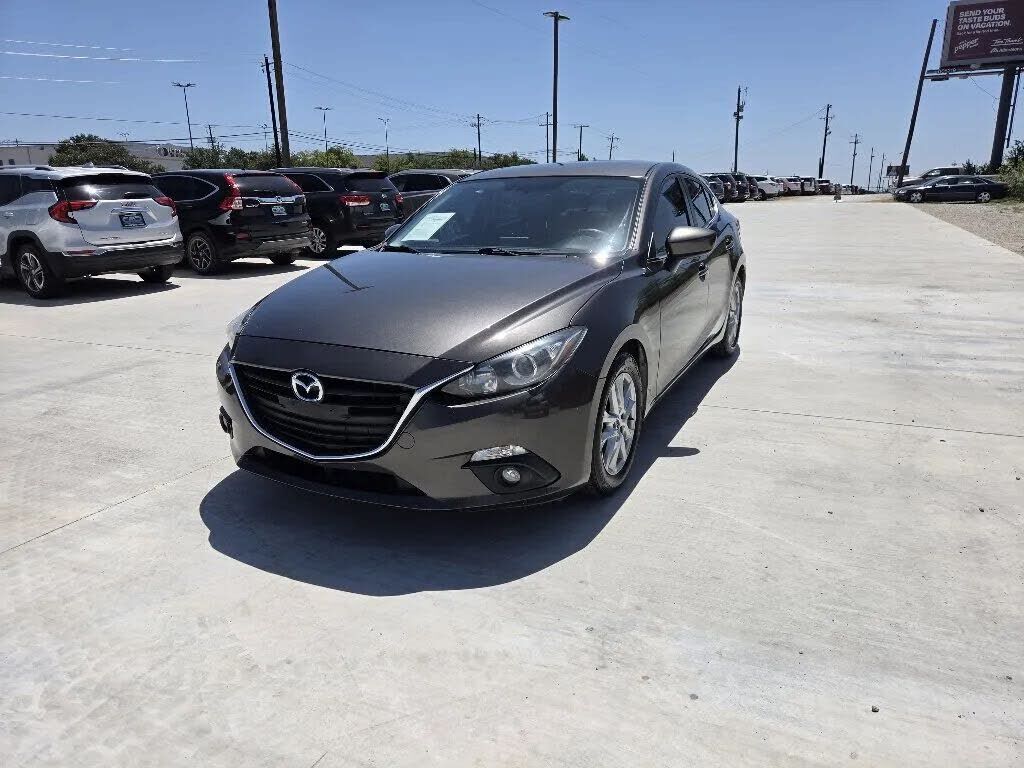 2016 MAZDA Mazda3