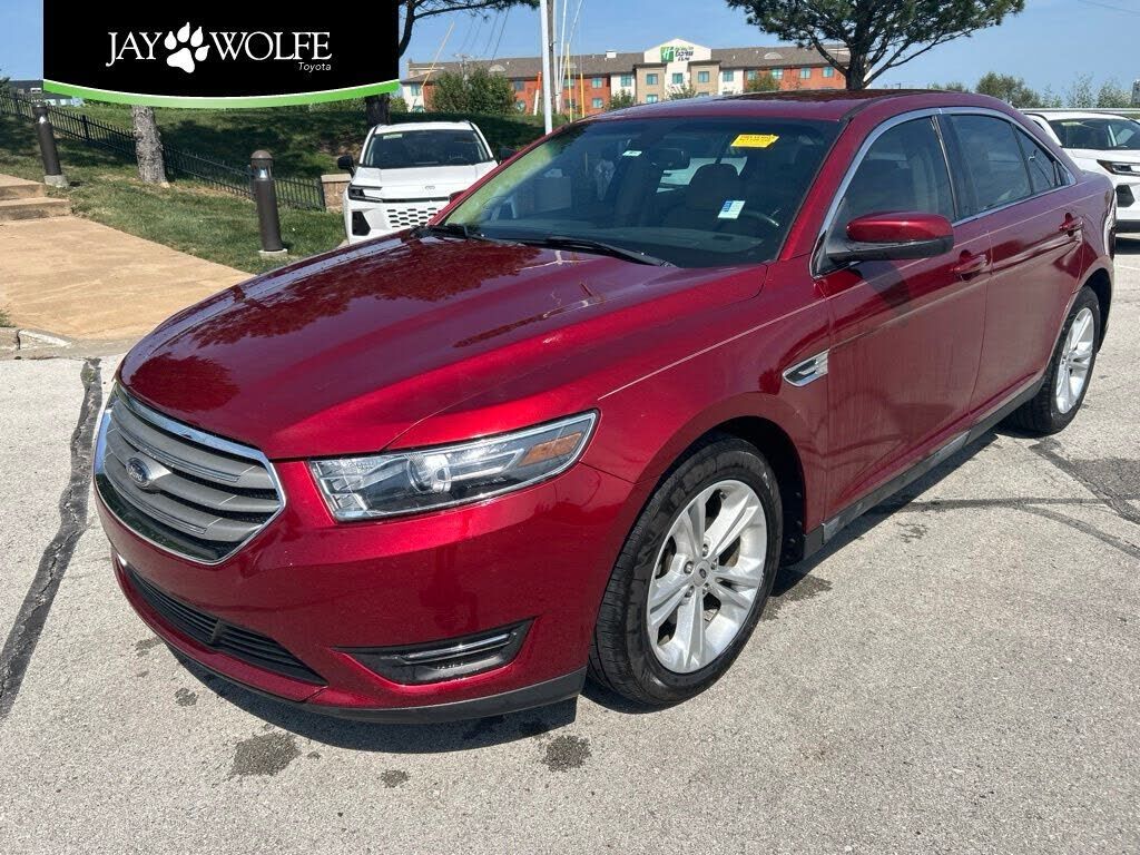 2018 FORD Taurus