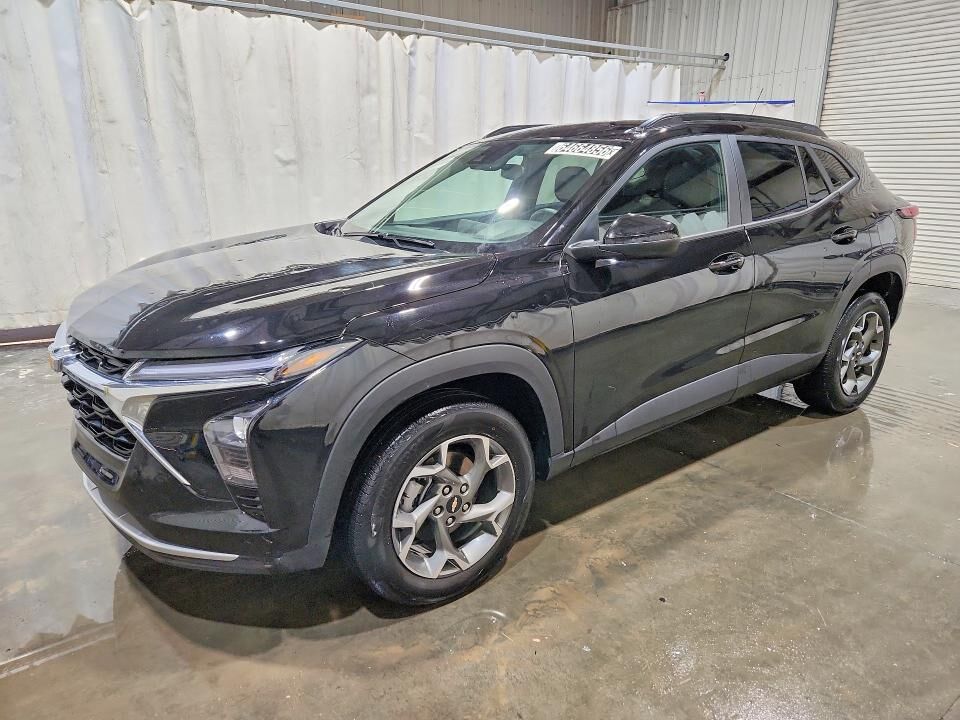 2025 CHEVROLET Trax