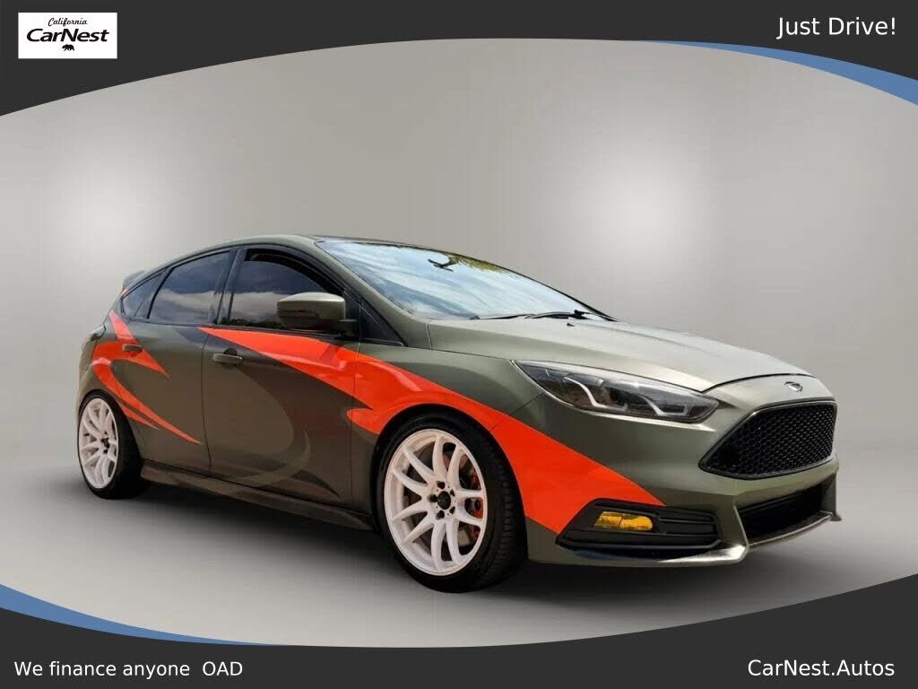 2017 FORD Focus