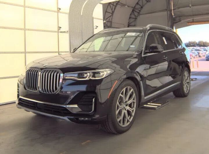 2022 BMW X7