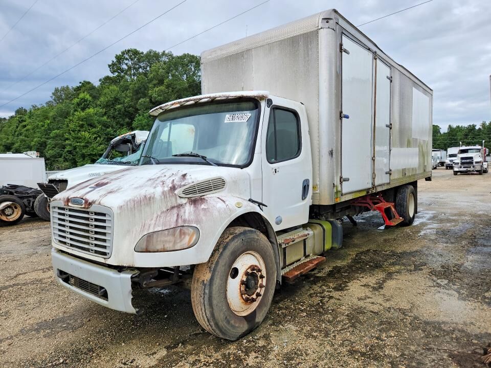2016 FREIGHTLINER M2