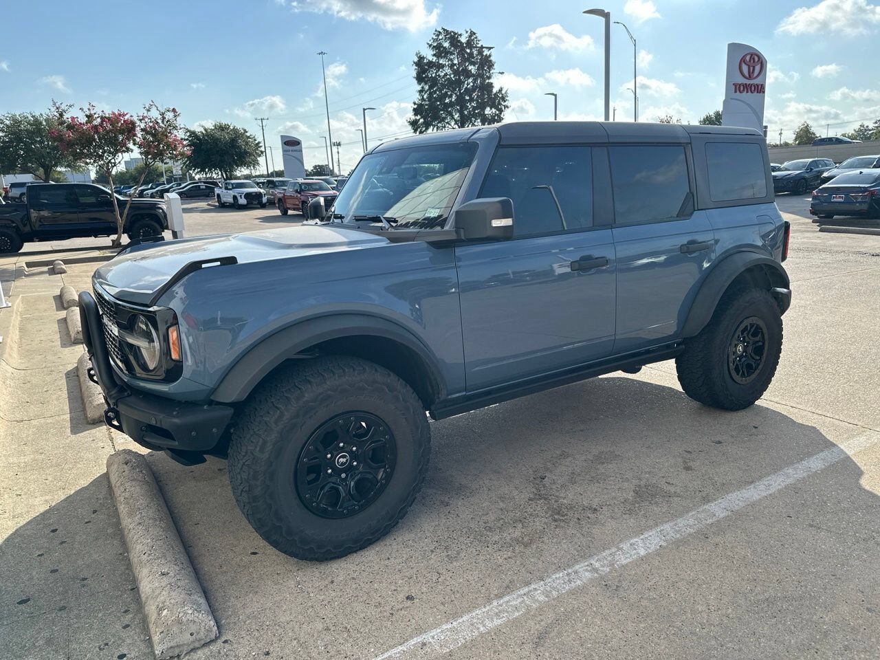 2023 FORD Bronco