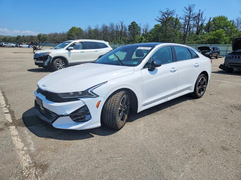 2022 KIA K5