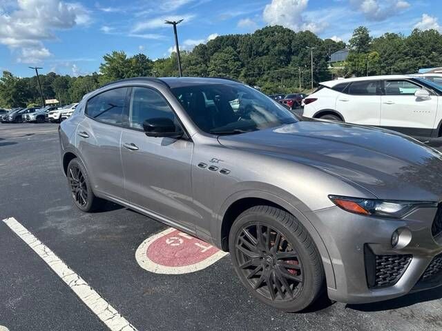 2022 MASERATI Levante