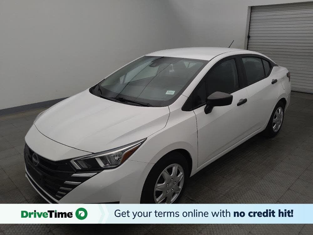 2023 NISSAN Versa