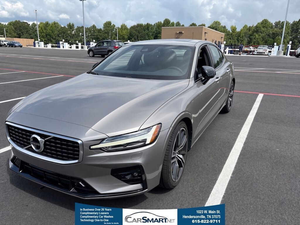 2019 VOLVO S60
