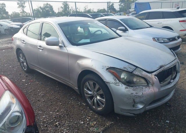 2012 INFINITI M37