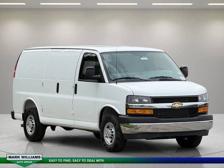 2026 CHEVROLET Express