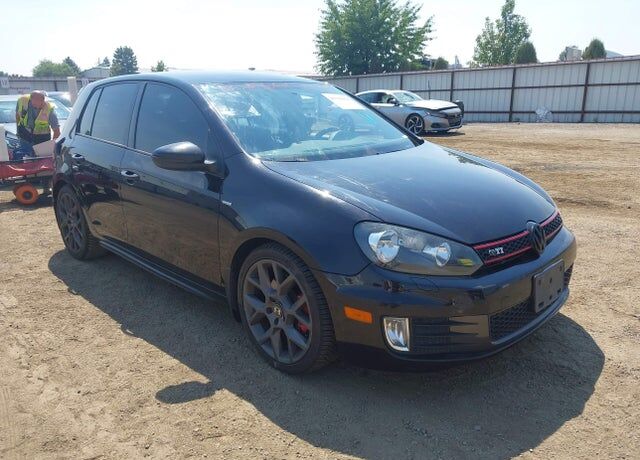 2014 VOLKSWAGEN GTI