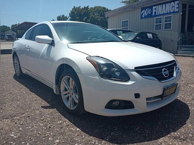 2012 NISSAN Altima