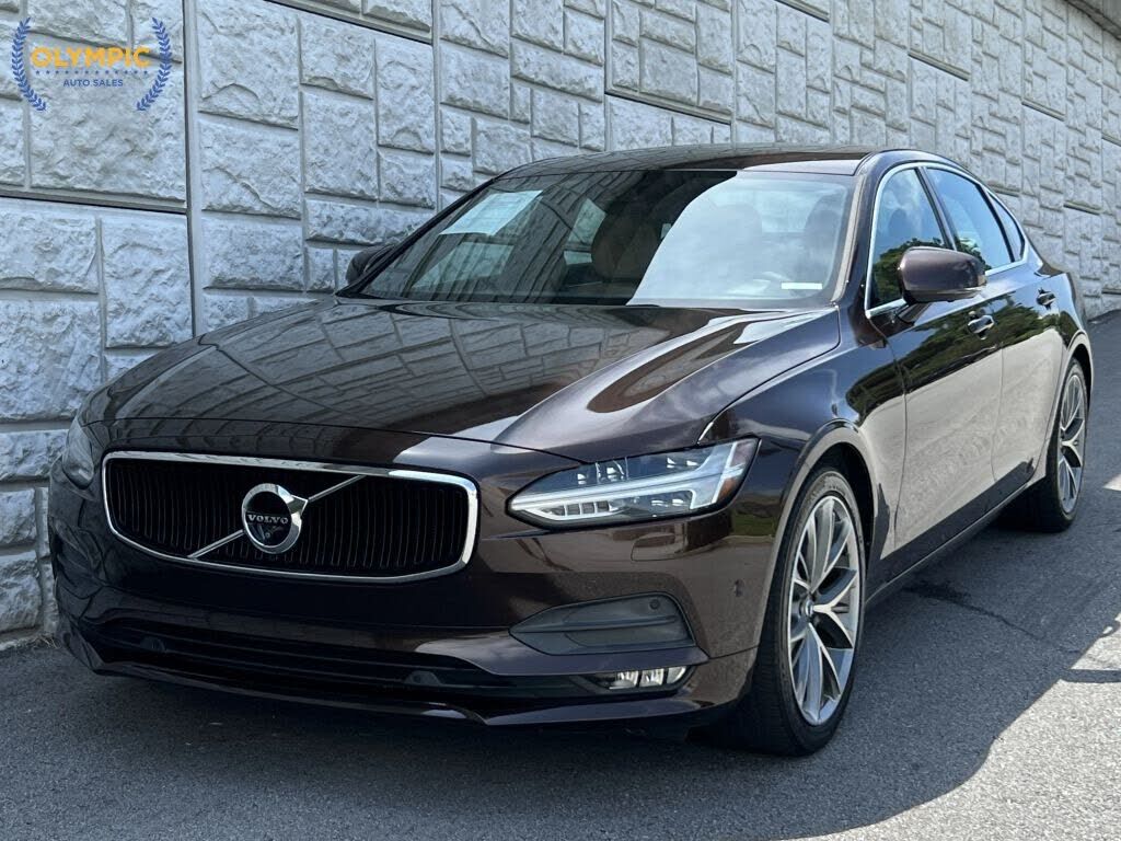 2018 VOLVO S90