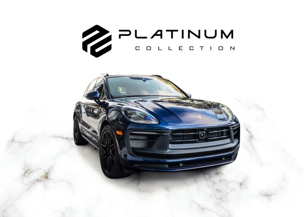 2022 PORSCHE Macan