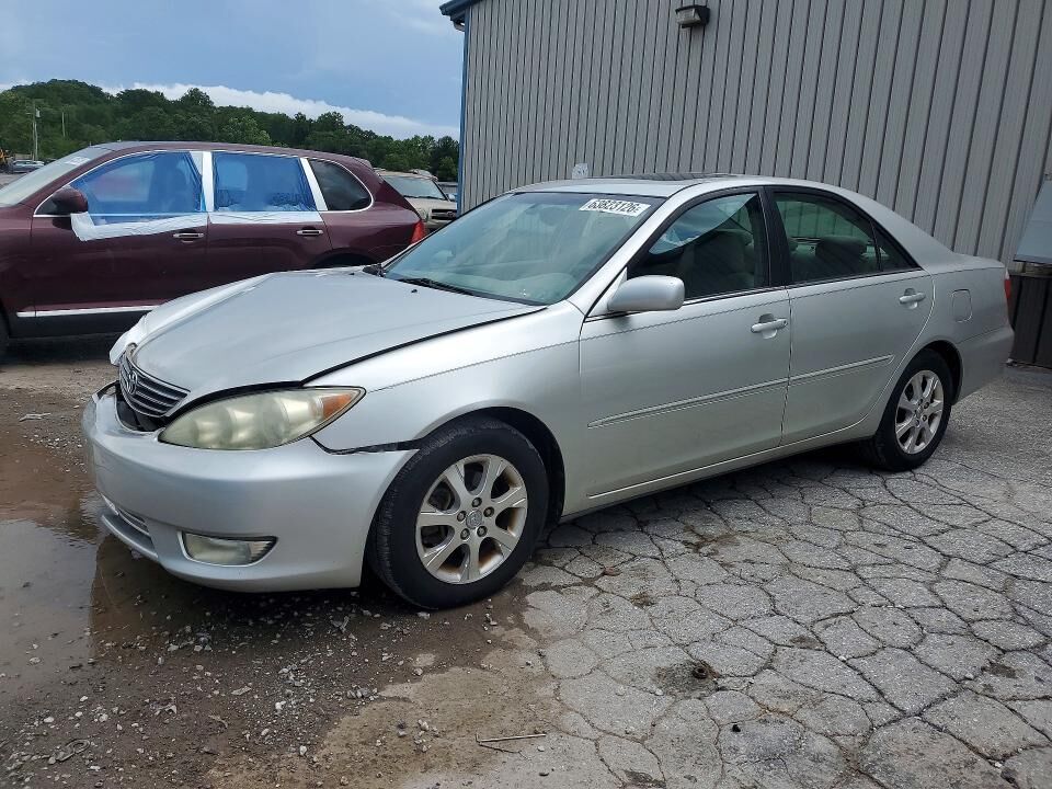 2005 TOYOTA Camry
