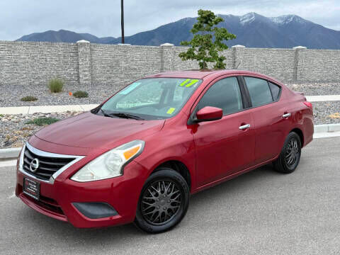 2017 NISSAN Versa