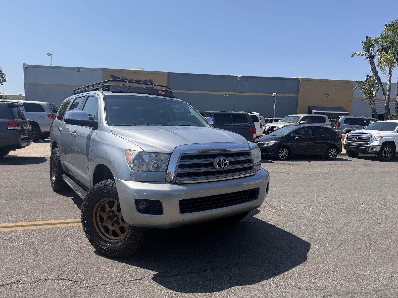 2017 TOYOTA Sequoia