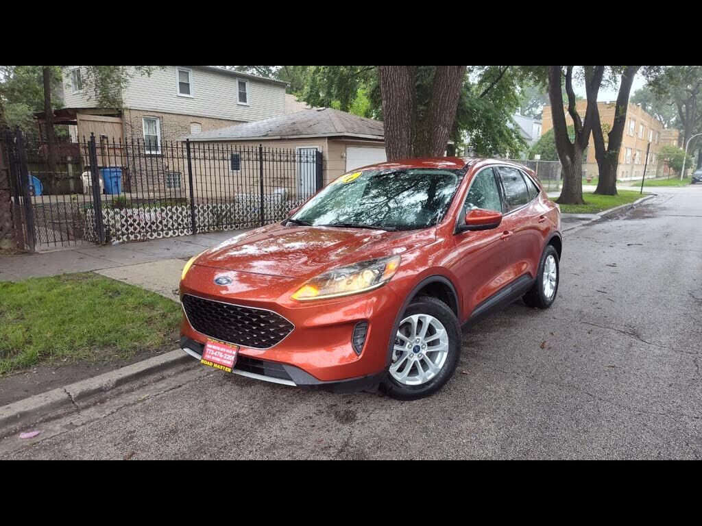 2020 FORD Escape