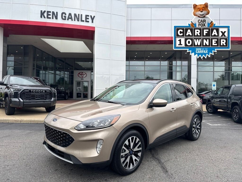 2020 FORD Escape