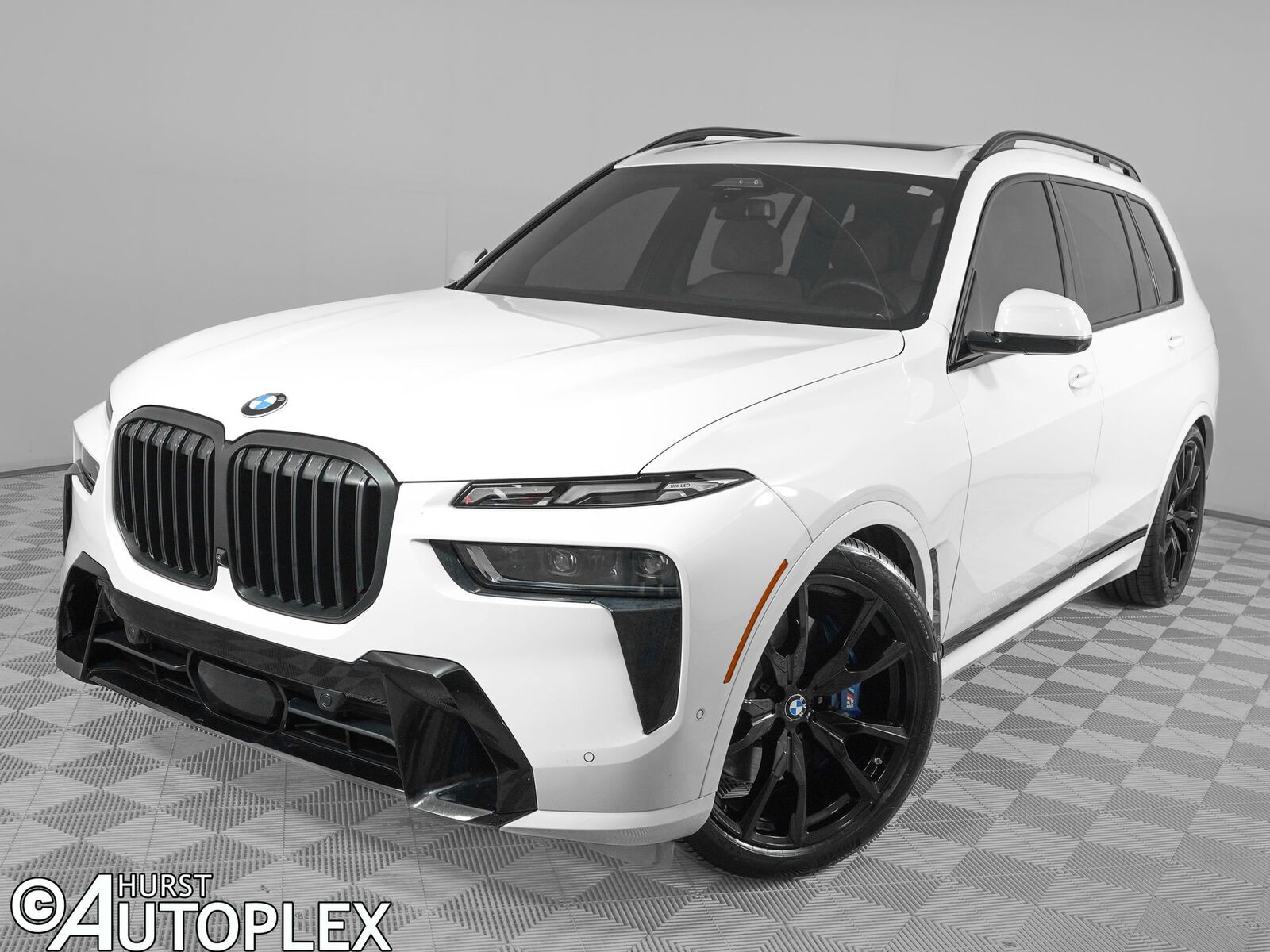 2023 BMW X7